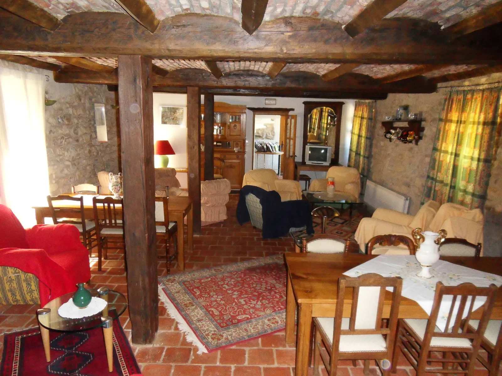 Maison Rue de Ribière à Grospierres