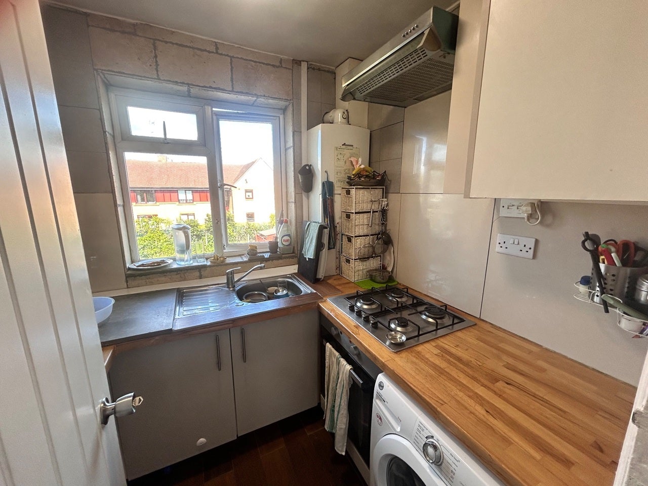Flat Dryden Close in Greater London
