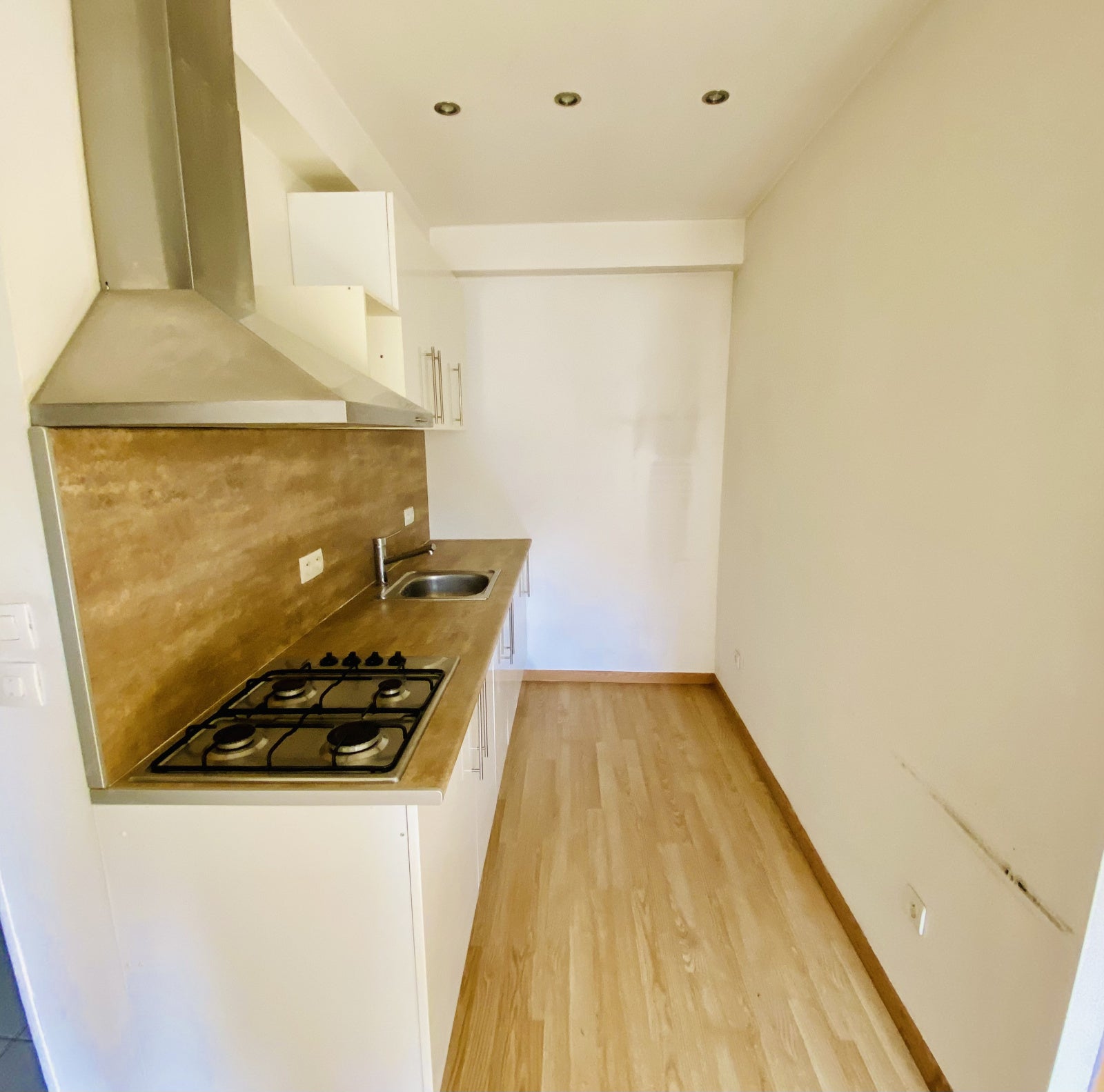 Appartement Impasse du Défens de la Tour à Puget-Ville