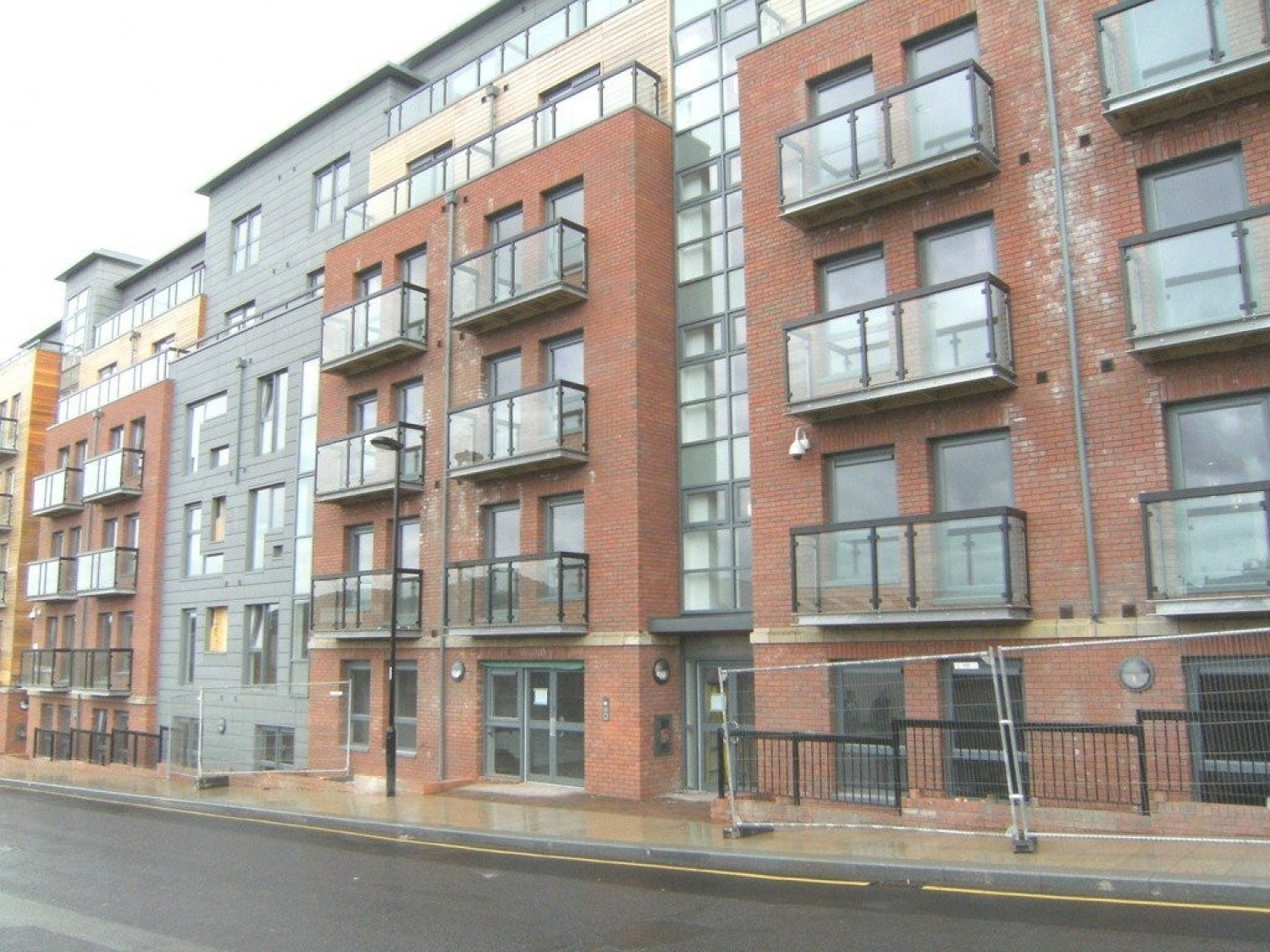Flat Upper Allen Street in Sheffield