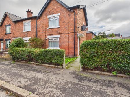 House Lower Windsor Avenue in Belfast