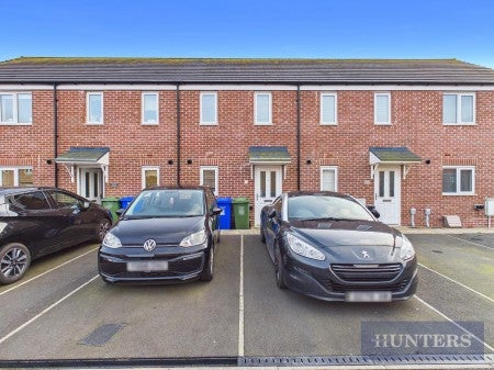 House Senior Drive in Cayton