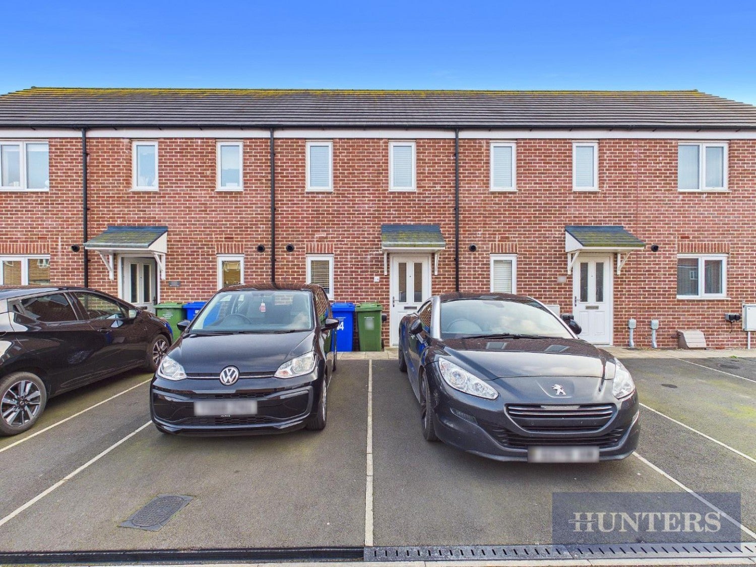 House Senior Drive in Cayton