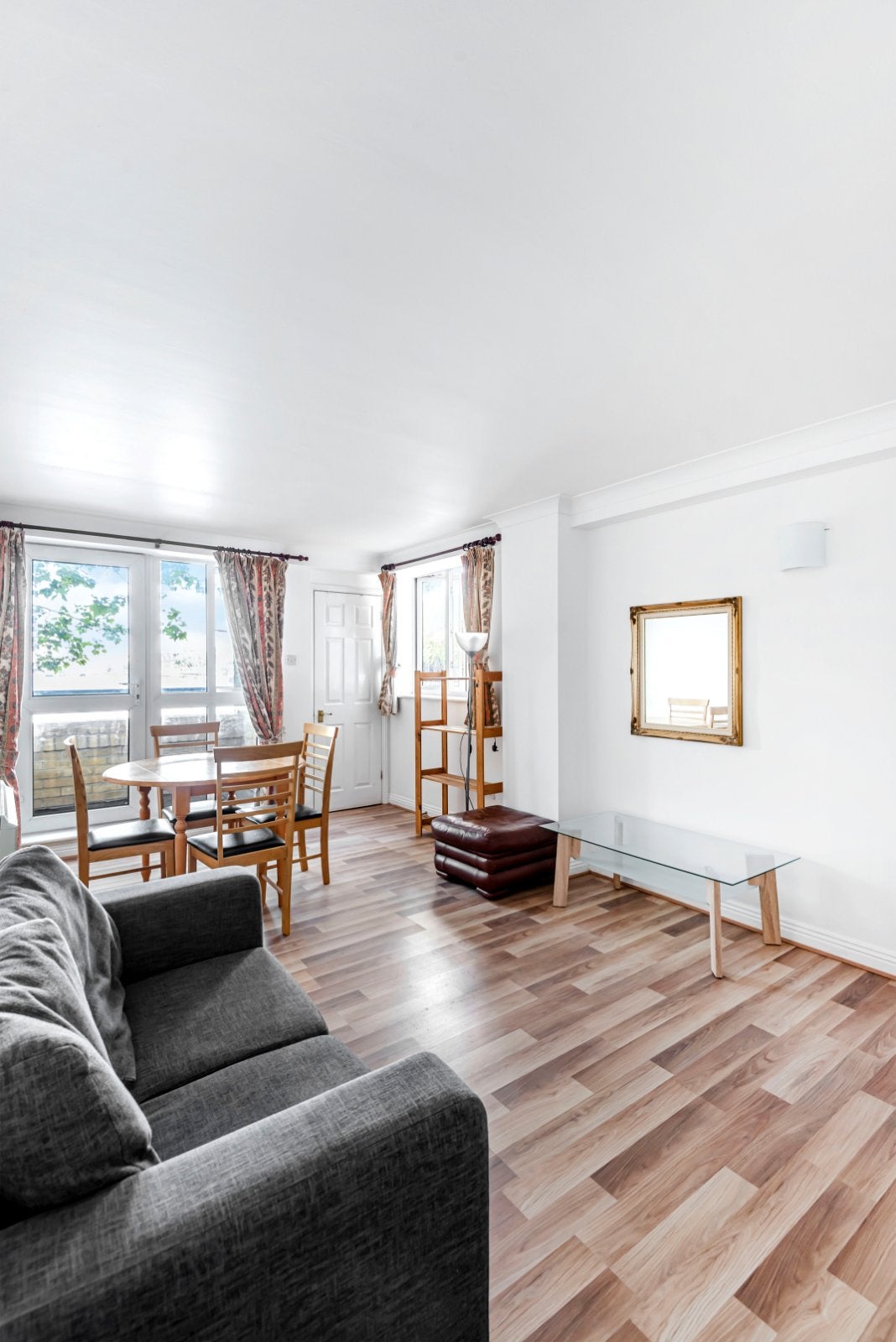 Flat Worgan Street in Greater London