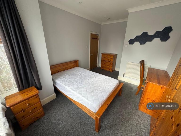 Flat Newcombe Road in Southampton