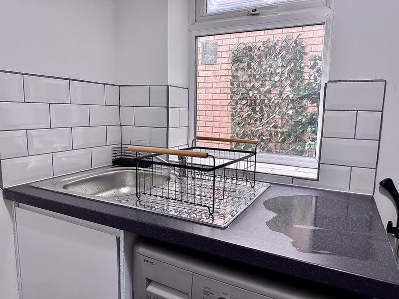 Room Linby Street in Burnley