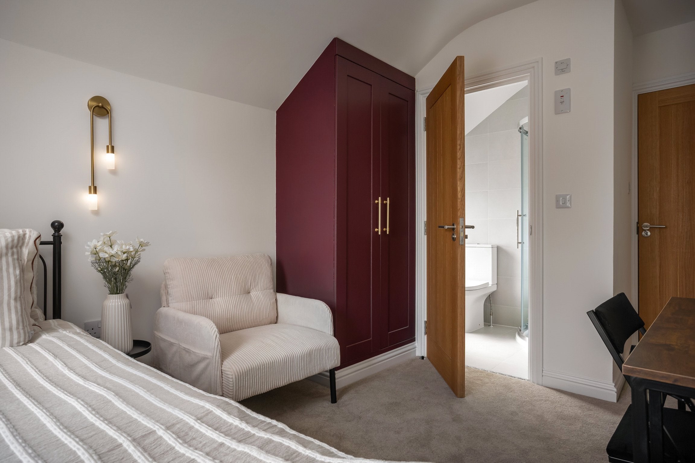 Room Clegram Road in Gloucester