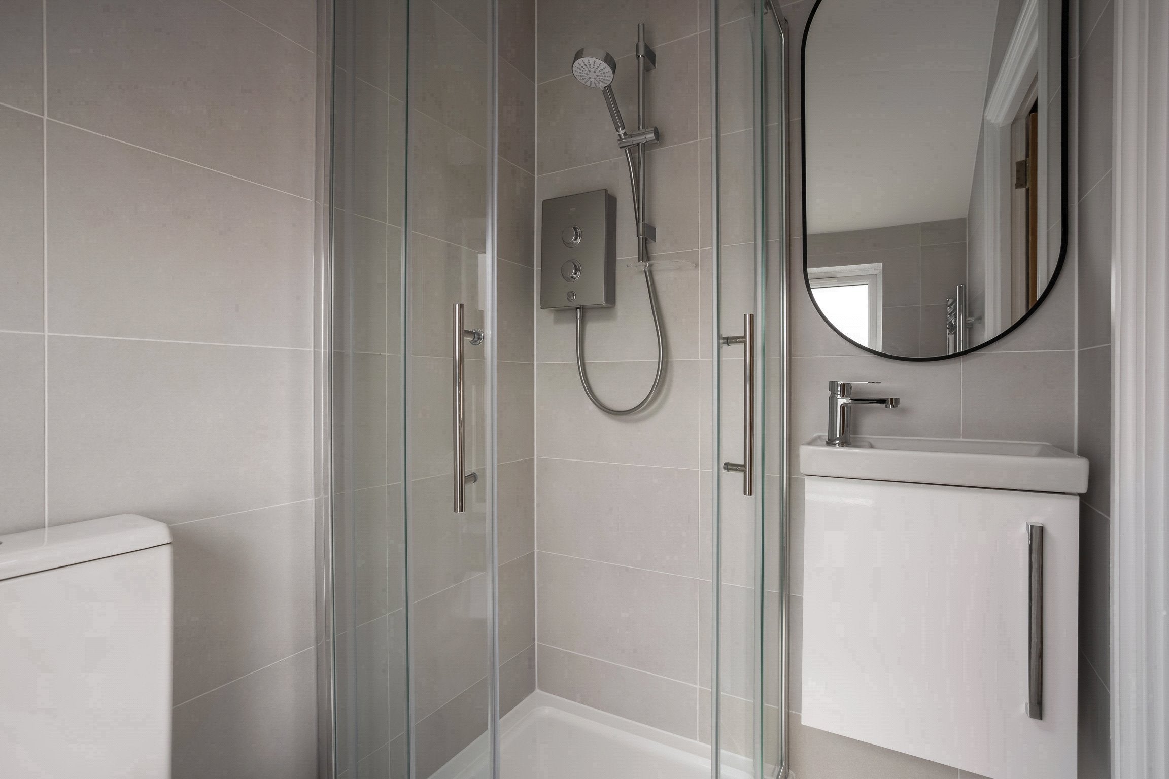 Room Clegram Road in Gloucester