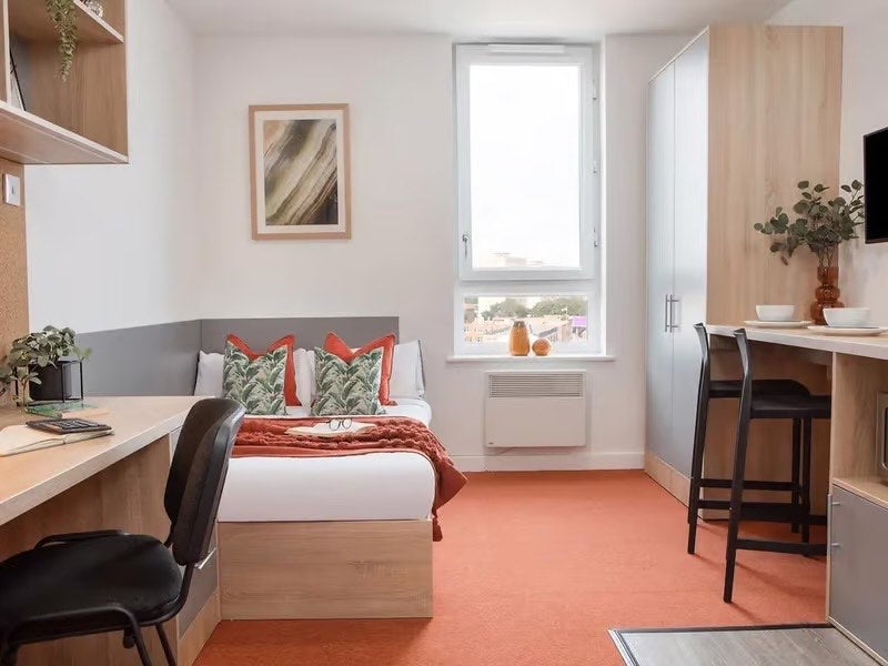 Room Cliveland Street in Birmingham