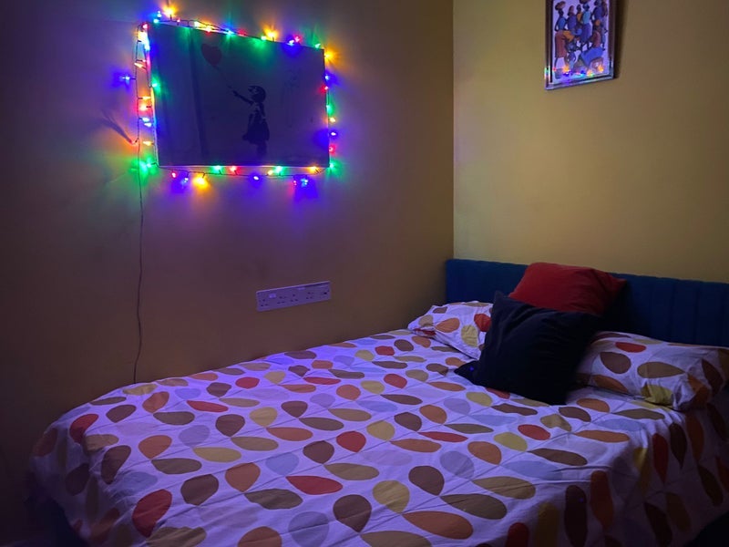 Room Cheering Lane in Greater London