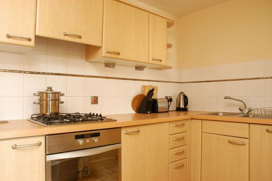 Room Beaulieu Avenue in Greater London