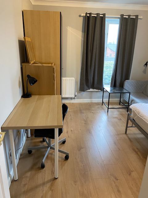 Room Beaulieu Avenue in Greater London