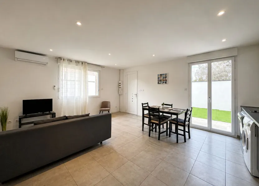 Flat Chemin de Tarnagas in Morières-lès-Avignon