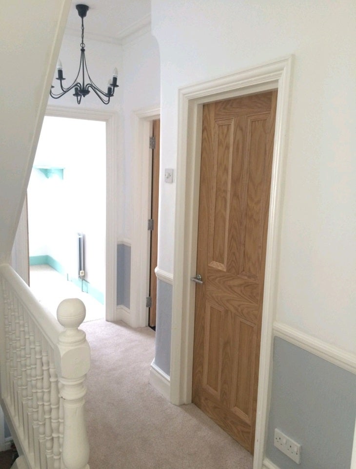 Room Kingsdown Avenue in Greater London