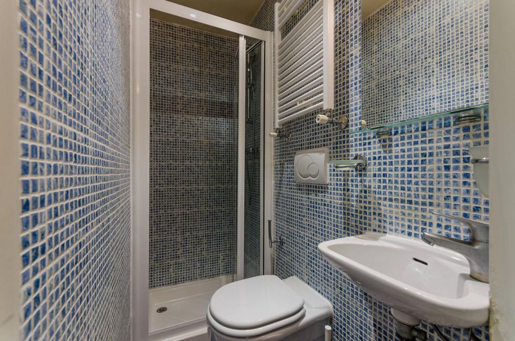 Flat Finchley Road in Greater London