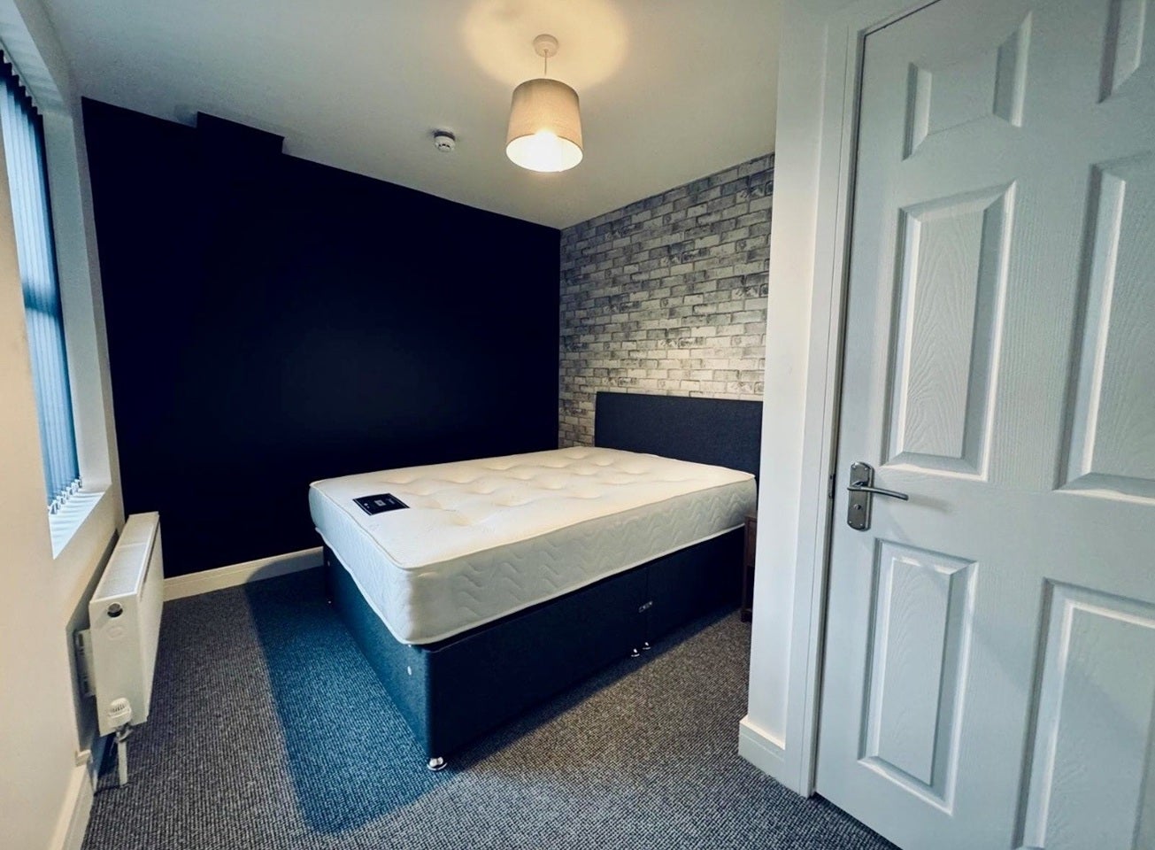 Room Grange Road in Chester