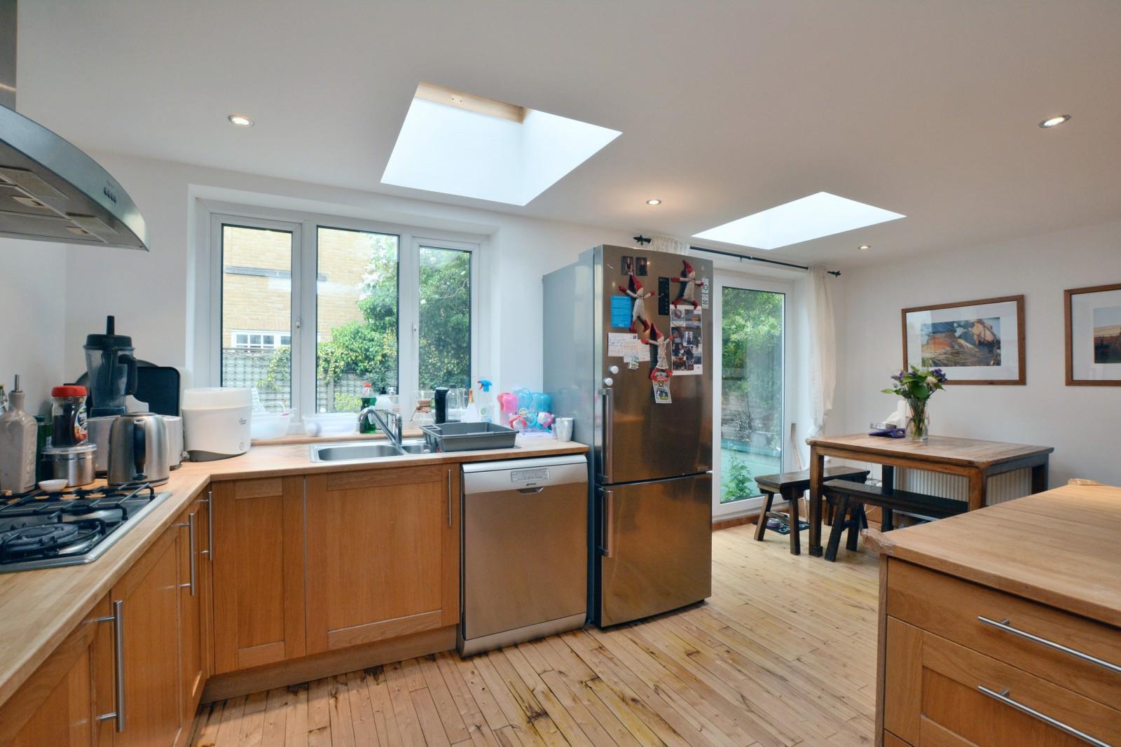 House Magnolia Road in Greater London