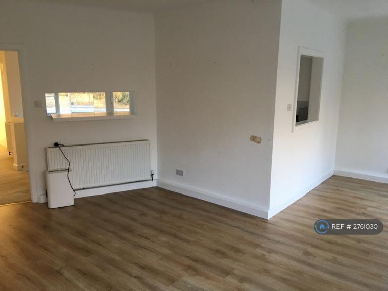 Flat Grangewood Gardens in Leeds
