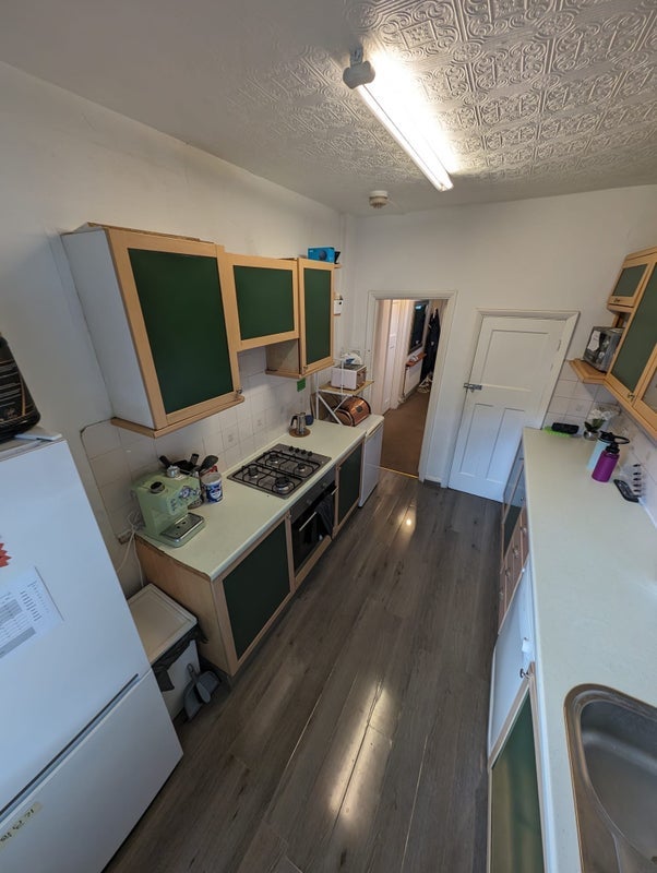 Room Friary Road in Greater London