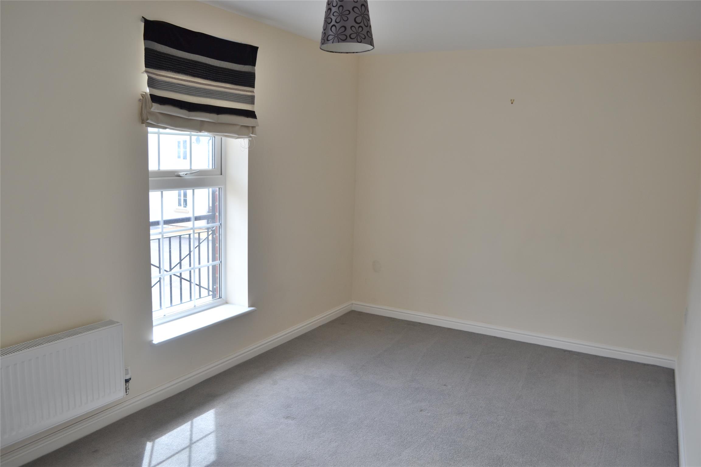 Flat Willow Close in Tewkesbury