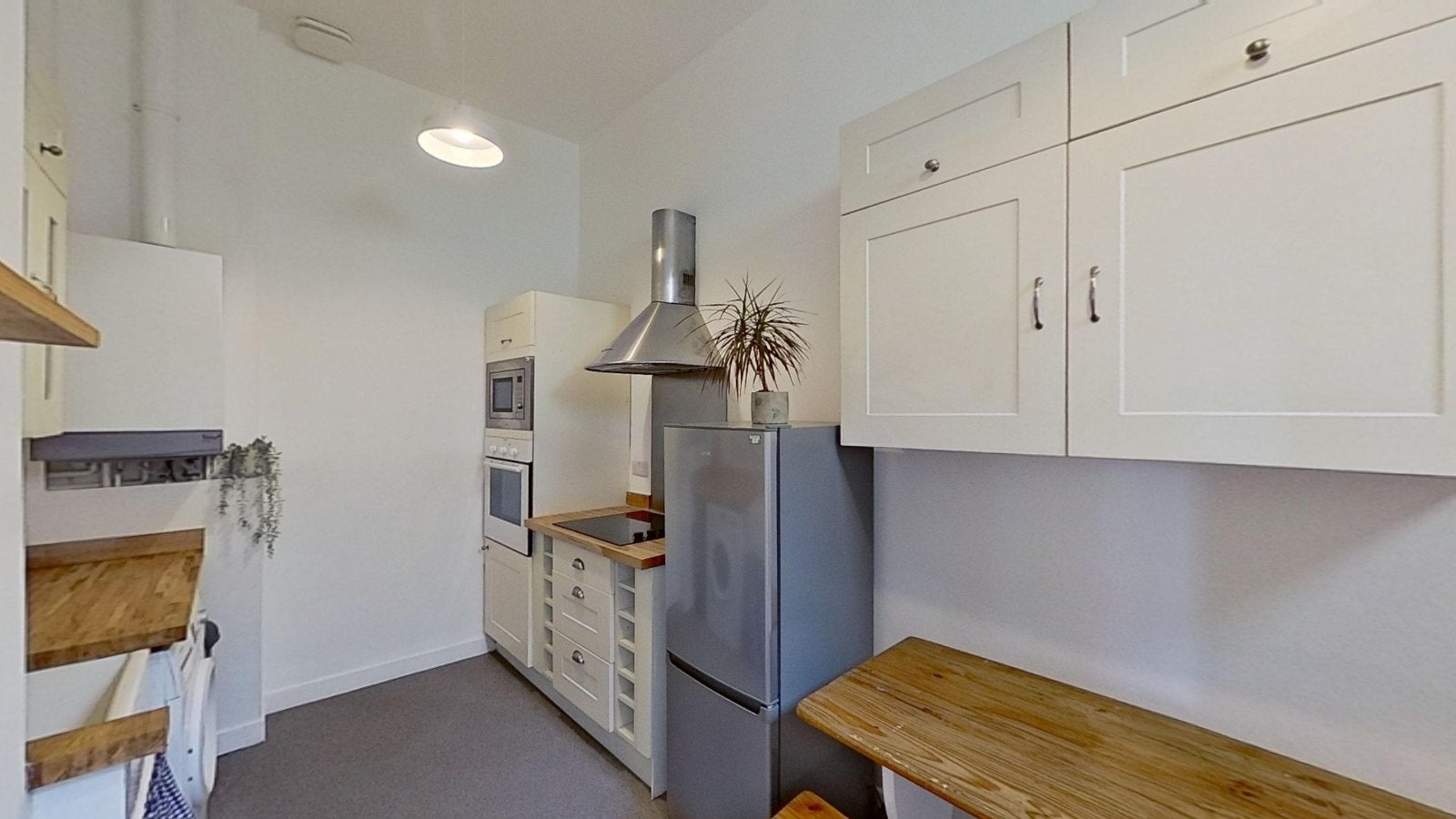 Flat Bothwell Street in City of Edinburgh