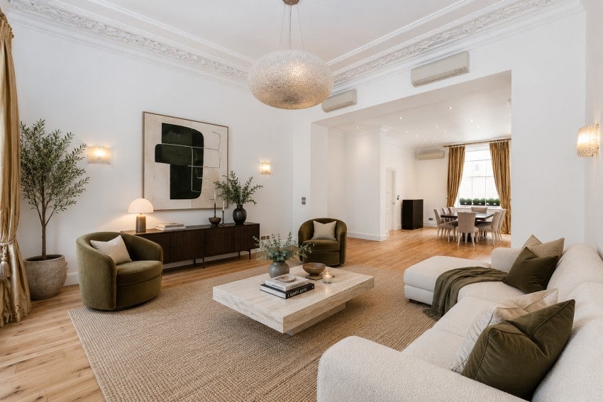 Flat Eaton Place in City of Westminster