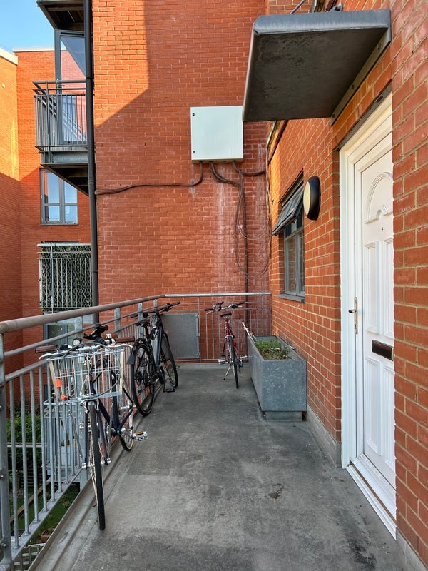 Room Bemerton Street in Greater London