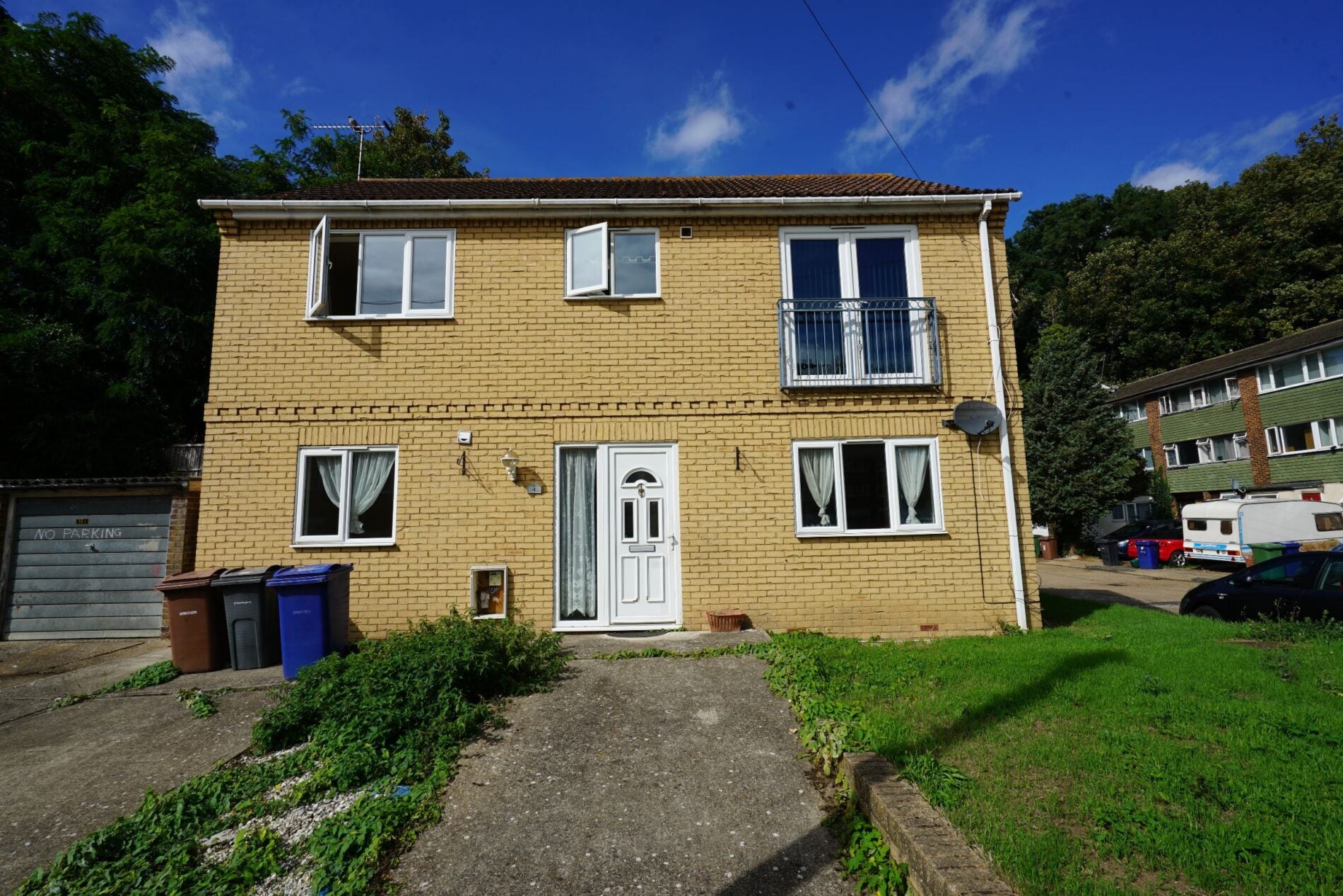 Flat Rookwood Close in Grays