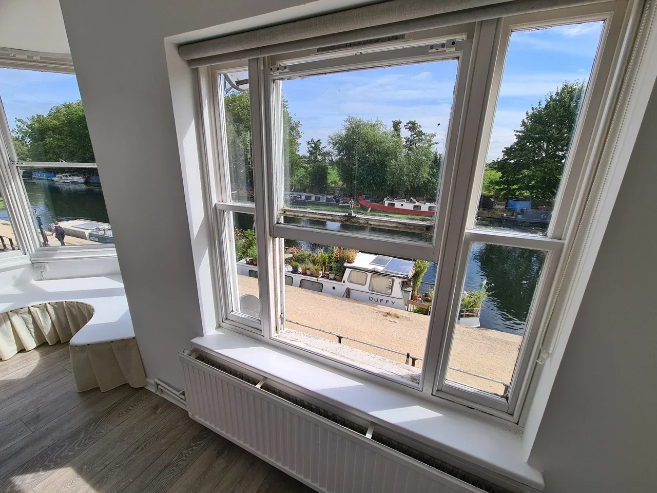 Flat Watermint Quay in Greater London