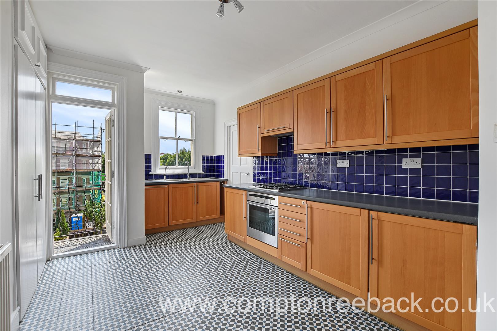 Flat Grantully Road in City of Westminster