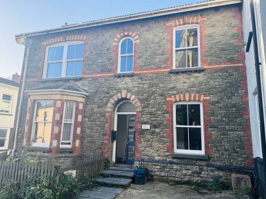 Flat Picton Place in Narberth
