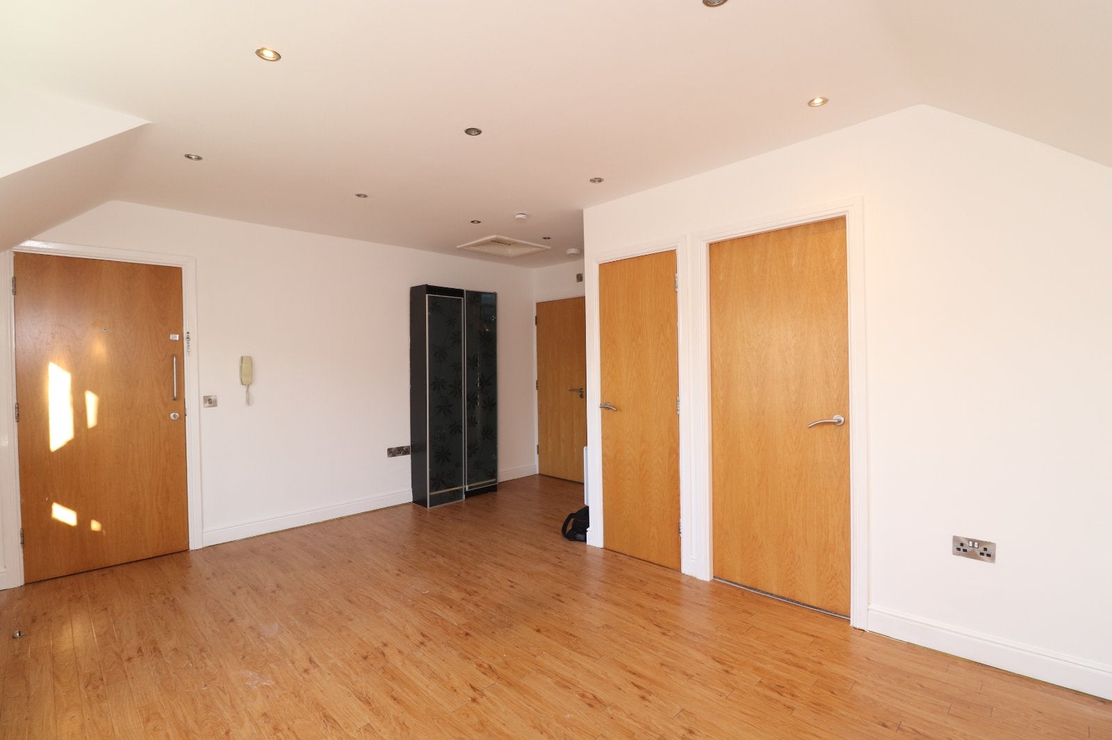 Flat Francesca Court in Leeds