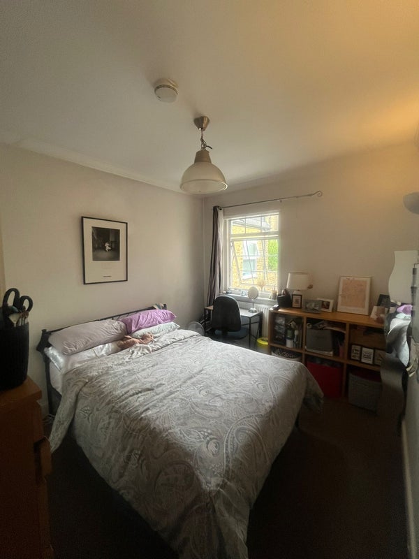 Room Vartry Road in Greater London