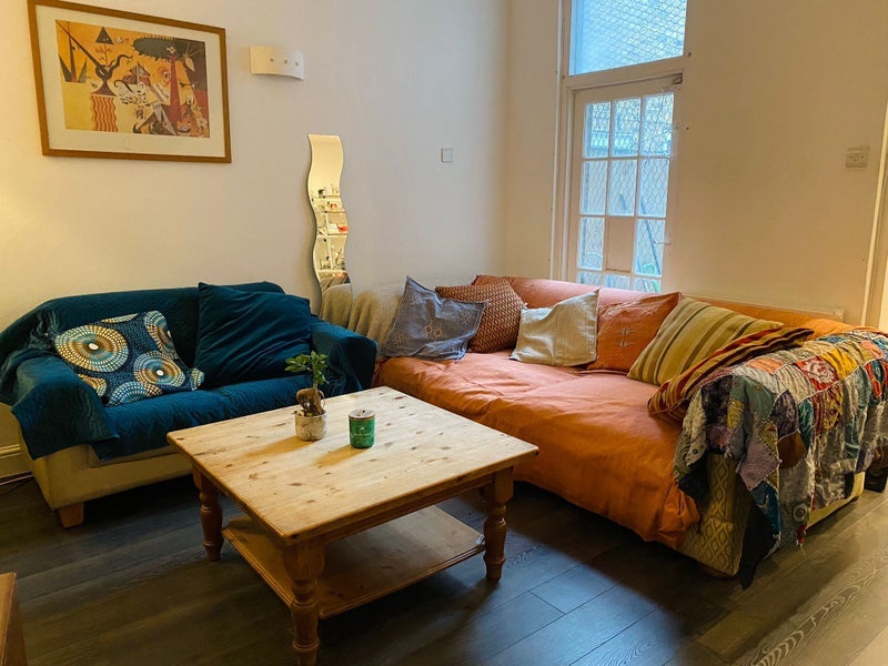 Room Vartry Road in Greater London