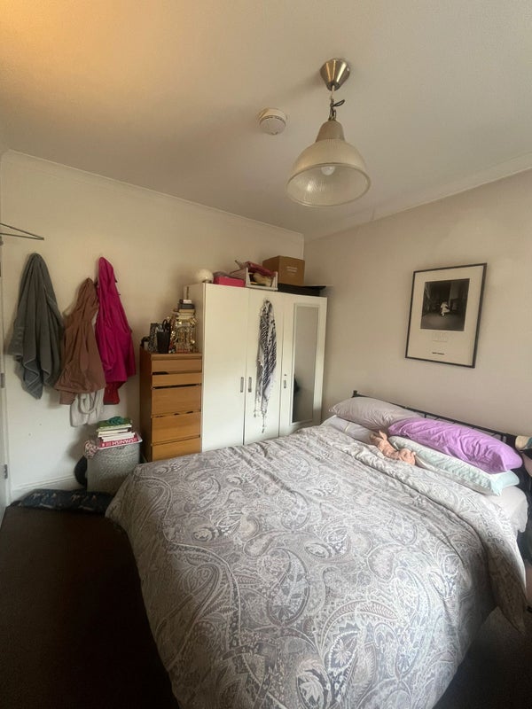 Room Vartry Road in Greater London