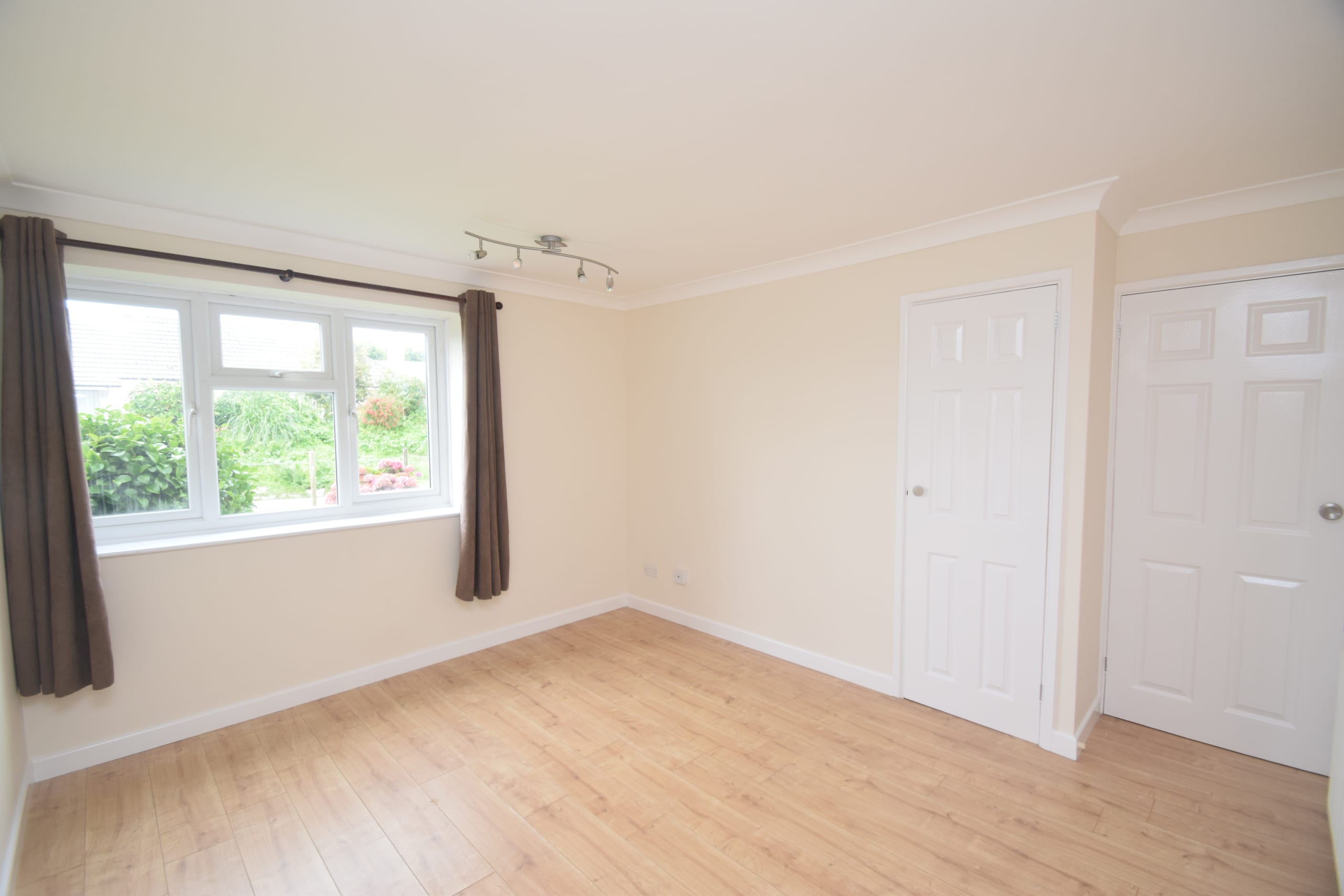 Flat Saracen Way in Penryn