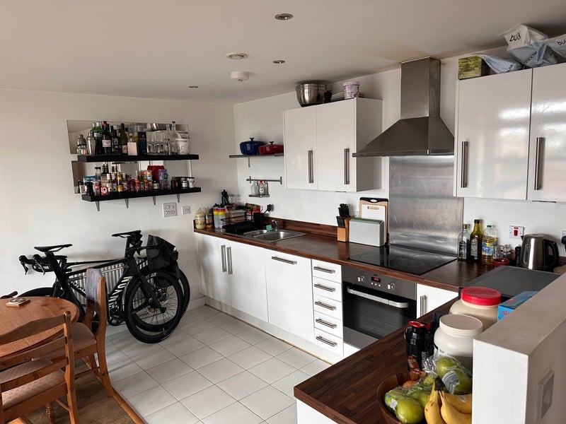 Room Lochinvar Street in Greater London