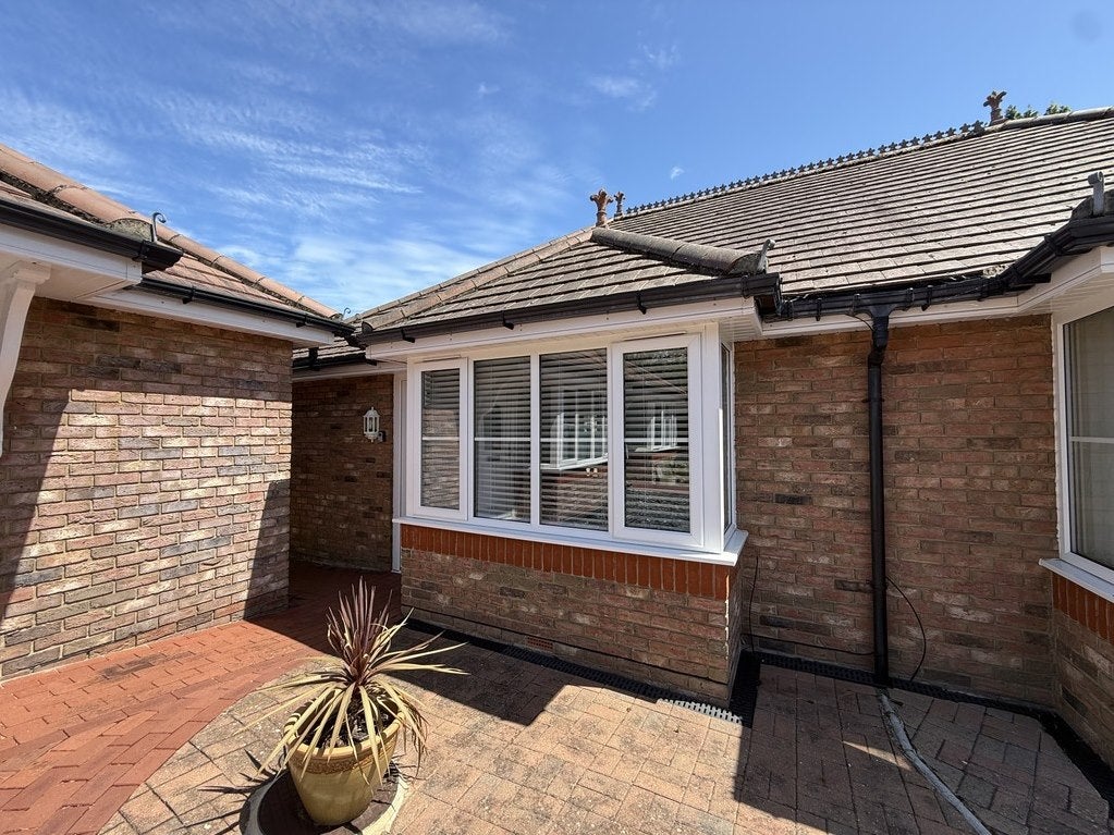 House Malthouse Gardens in Marchwood
