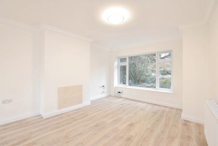 House Deeds Grove in High Wycombe
