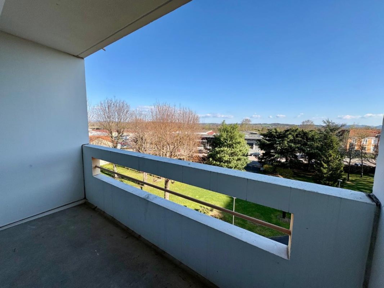Appartement Quai Général Leclerc à Le Coteau