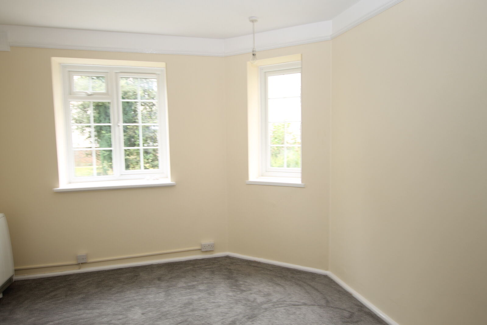 Flat Spencer Road in Greater London
