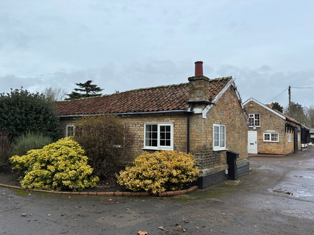 Flat Barcham Road in East Cambridgeshire