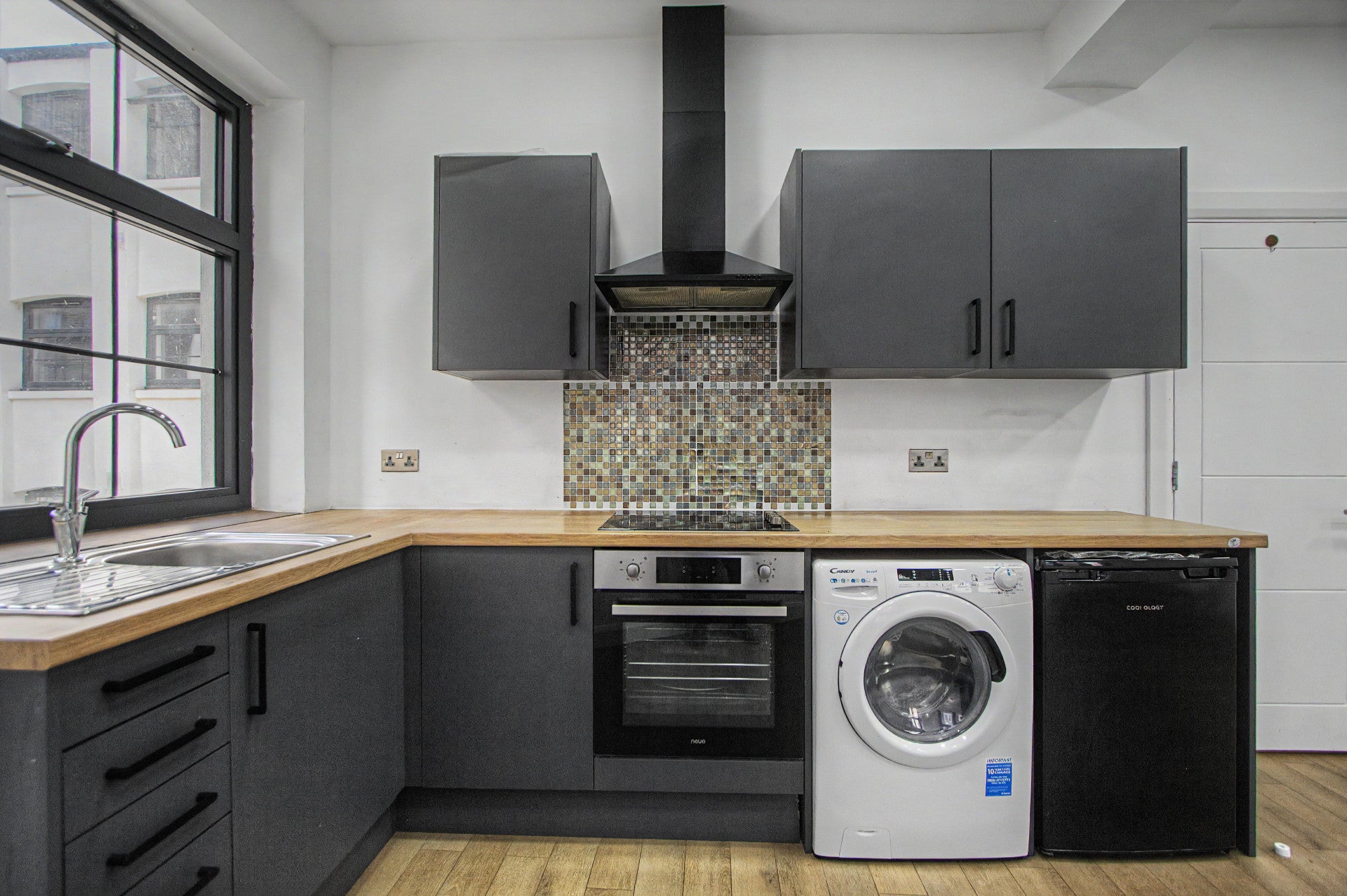 Flat Dunstable Place in Luton
