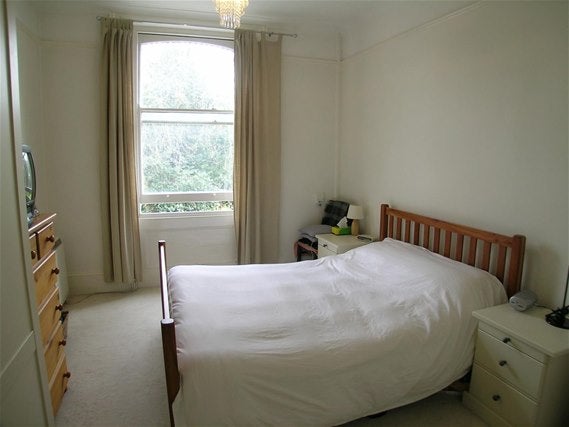 Flat St Andrew's Square in London