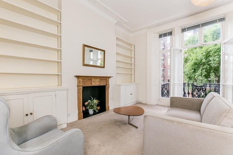 Flat Oakley Street in Greater London