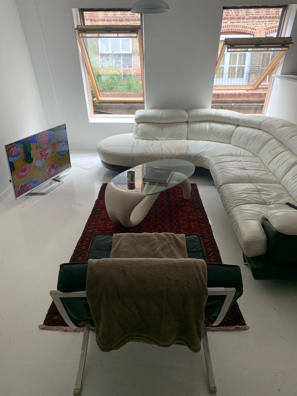 Room Belfast Road in Greater London