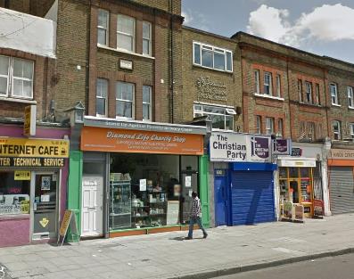 Flat Kingsland Road in Greater London