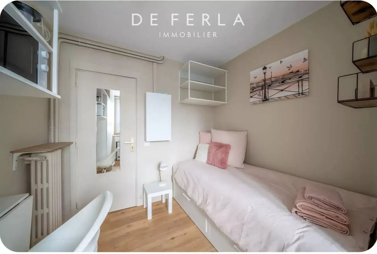 Flat Rue Saint-Charles in Paris