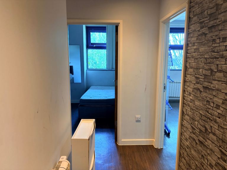 Flat York Avenue in Greater London