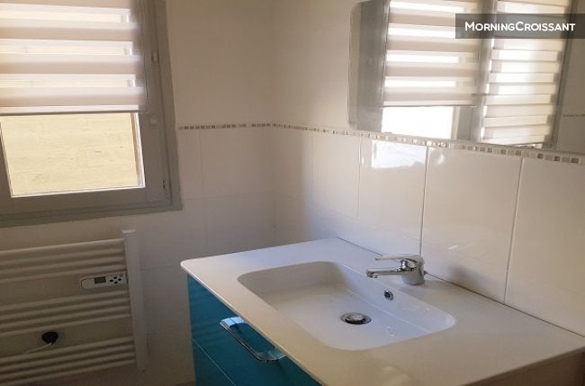 Flat Rue Moulin d'Isnard in Salon-de-Provence